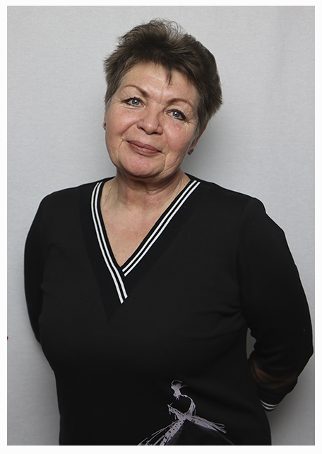Попова Лилия Альбертовна.